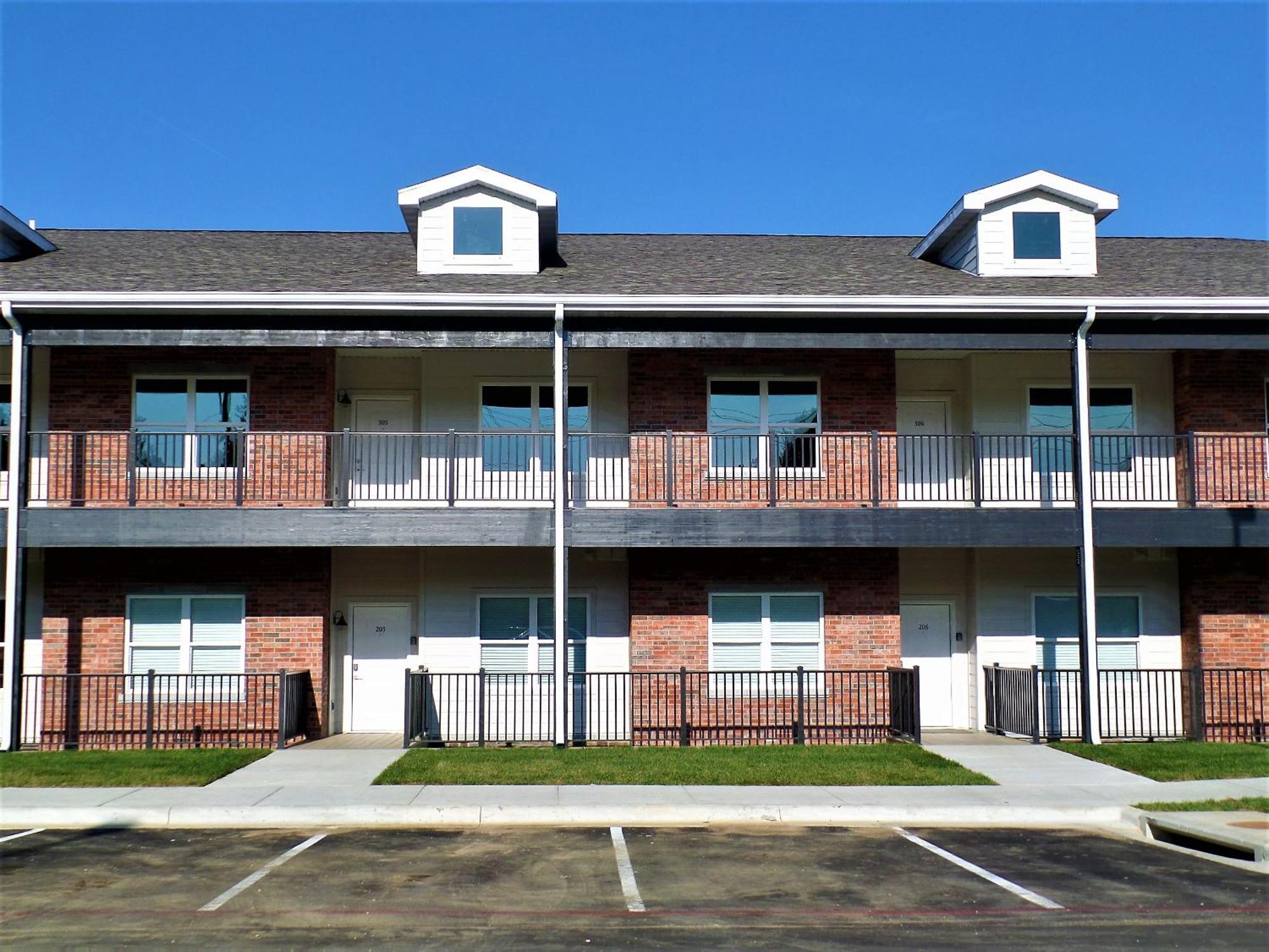 Luxury Condos At Thousand Hills - Heart Of Branson - Beautifully Remodeled - Spacious And Affordable Bagian luar foto